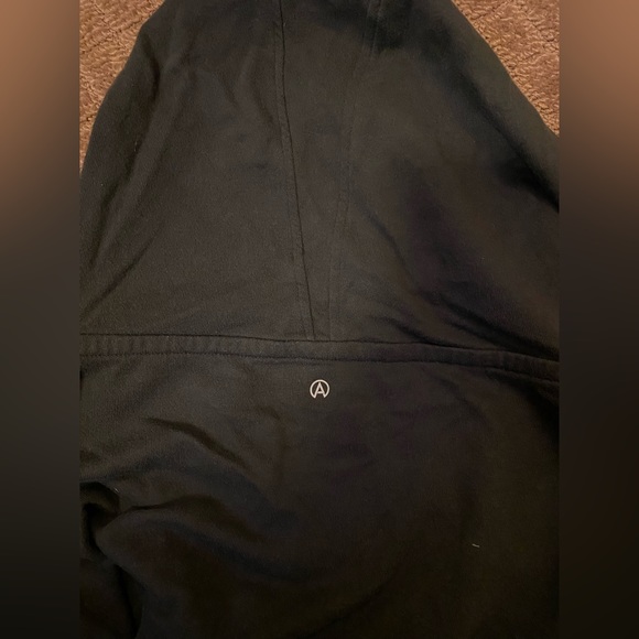 Askya oversized cropped hoodie ⭕️3/$15⭕️ - Picture 5 of 6